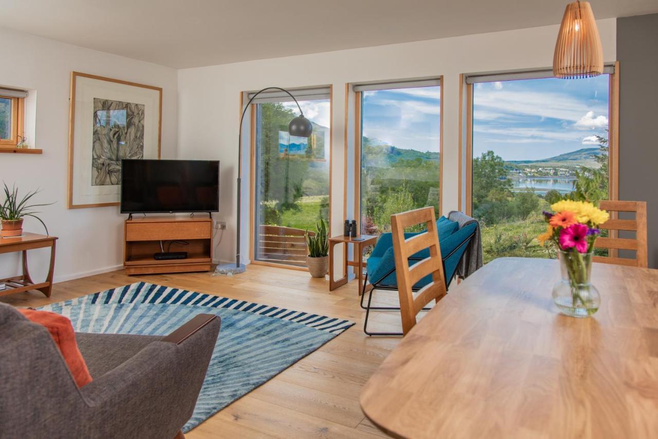 Cuillrigh - Luxury House, Loch & Mountain Views Villa Portree Exterior photo